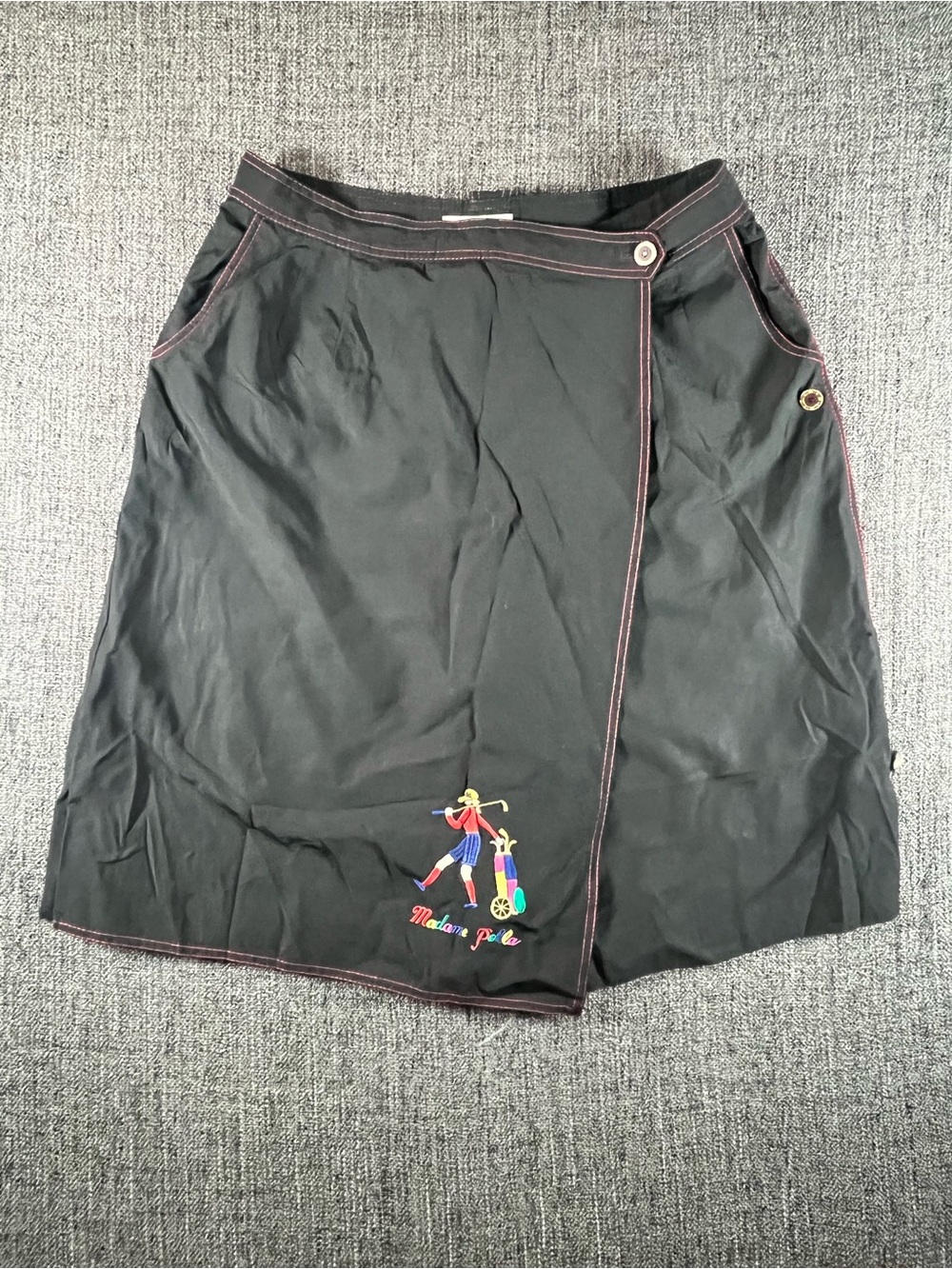 VINTAGE Golf Skort with embroidered patch, super cute!!!